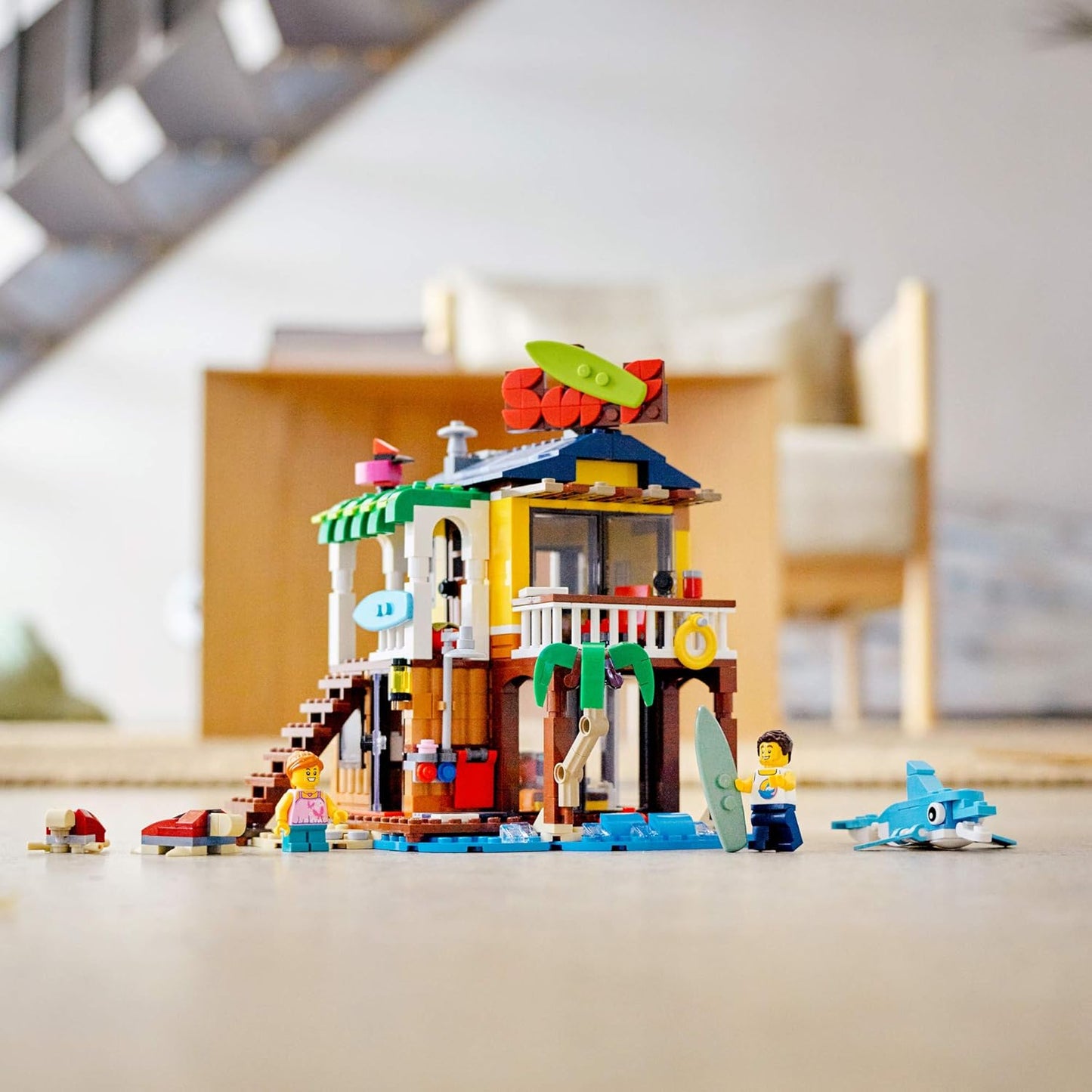 LEGO Creator 3 in 1 Surfer Beach House with 2 Minifigures and Dolphin Figure