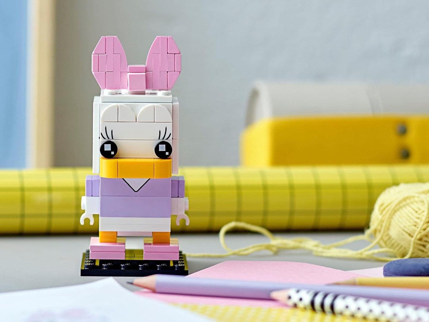 LEGO Disney BrickHeadz 40476 Daisy Duck